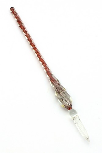 Schreibfeder aus Lampwork-Glas 18,5 x 1,4 cm silverfoil-rot